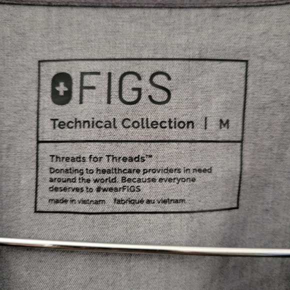 Figs Bundle Casma Three-Pocket Scrub Tops Medium - Picture 3 of 12